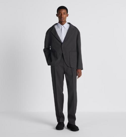 时尚与世界的涌动流转 迪奥二零二三冬季男装系列解析