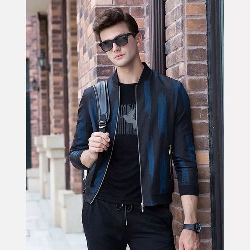 三喜同贺，倾情回馈——袋鼠男装携手蚌埠百惠共庆盛典